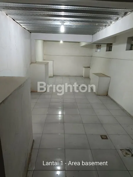 image DISEWAKAN RUKO 3 LANTAI STRATEGIS DEKAT STASIUN CISAUK \UD83D\UDD25 (3)