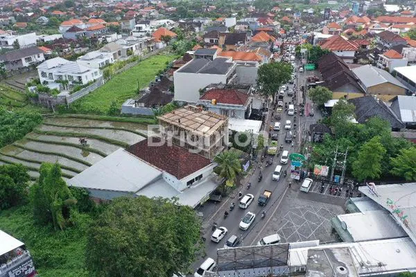 image BANGUNAN KOMERSIL PINGGIR JALAN CANGGU (3)