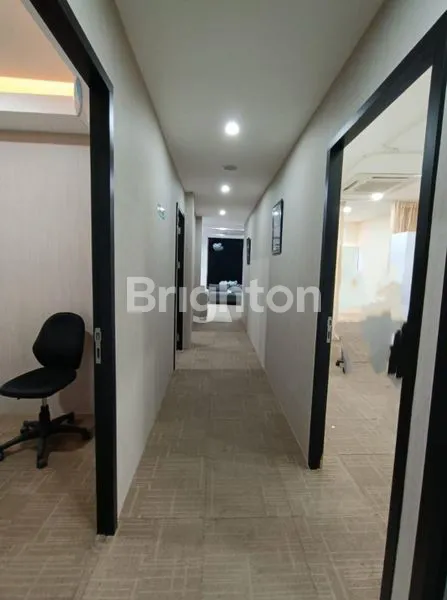 image RUKO GANDENG PIK CANTIK & MEWAH DENGAN LIFT (4)