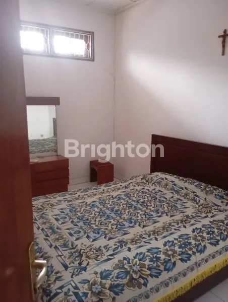 image RUMAH BESAR DAN BAGUS RAWA BUAYA (3)