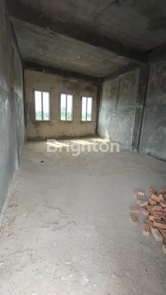 image RUKO 2 1/2 LANTAI SEKITARAN KUALU TARAI (4)