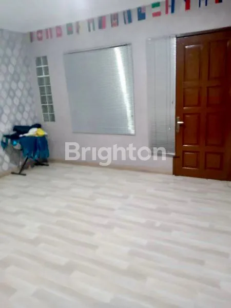 image RUMAH STRATEGIS MURAH PLUIT KARANG AYU JAKARTA UTARA (4)