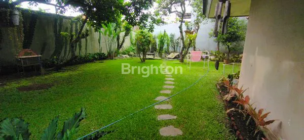 image RUMAH KLASIK & ASRI DI MALANG (2)