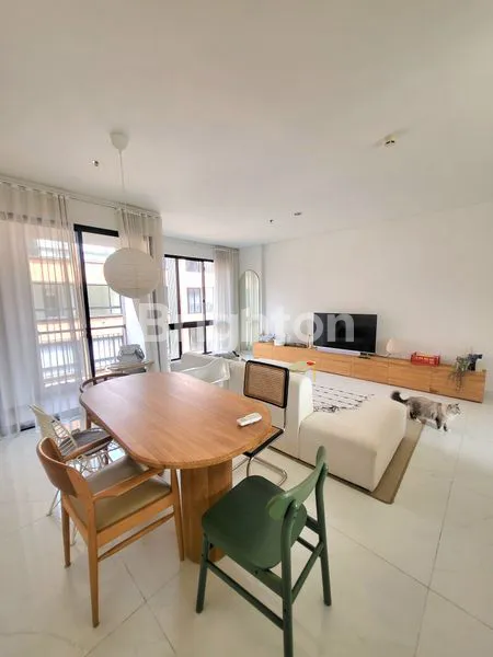 image APARTMENT LLOYD SIGNATURE 2BR SEMI-FURNISH VIEW UTARA ALAM SUTERA (2)