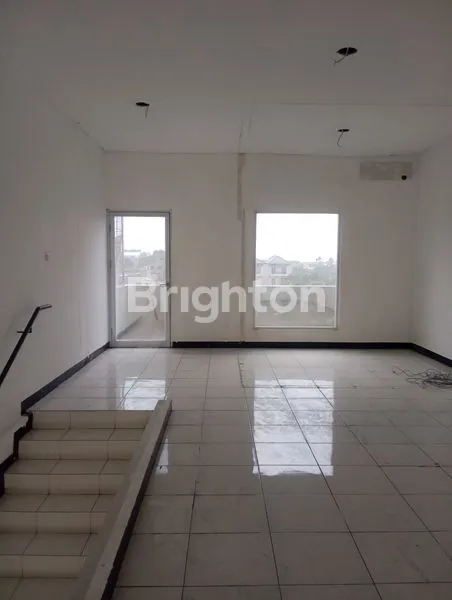 image RUKO 3 LANTAI DI AMPERA JAKSEL. SIAP HUNI (6)