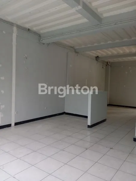 image RUKO 3 LANTAI DI AMPERA JAKSEL. SIAP HUNI (4)