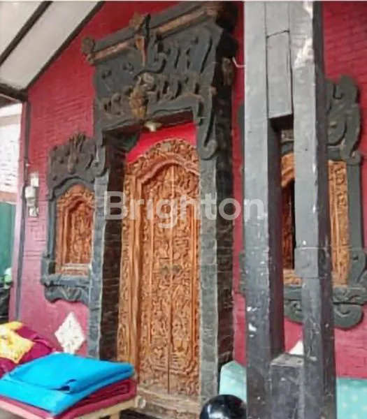 image RUMAH SANGAT STRATEGIS DEKAT KERAMAIAN KOTA TANJUNG BARAT (1)