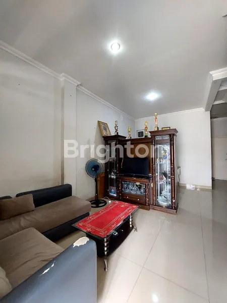 image RUMAH STRATEGIS DI PURI BINTARO HIJAU (3)