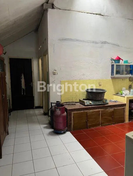 image DIJUAL RUMAH ASRI DI LINGKUNGAN DEKAT TAMAN KOTA NGROWO BENING - KOTA MADIUN (4)