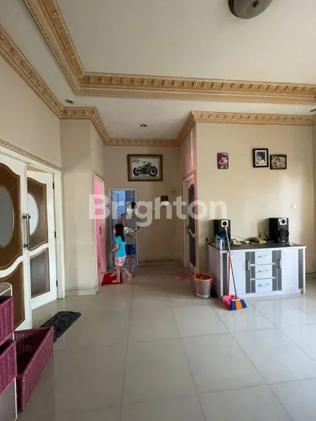 image RUMAH MEWAH 2 LANTAI FULL FURNISH DI VILLA CIBUBUR INDAH, JAKARTA TIMUR (4)