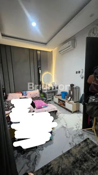 image RUMAH MEWAH FULLY-FURNISHED HARGA TERJANGKAU DI PAMULANG, BANTEN (2)