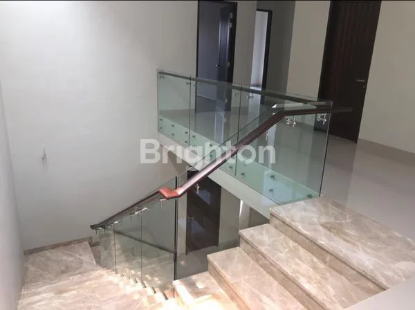 image RUMAH DI LENGKONG DEKAT KE PUSAT KOTA BANDUNG (4)