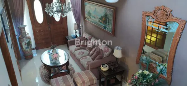 image RUMAH 2,5 LANTAI DAERAH ANTAPANI (1)