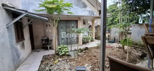 image DIJUAL CEPAT! RUMAH HOOK DI RENI JAYA – PAMULANG (2)