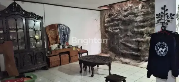 image DIJUAL CEPAT! RUMAH HOOK DI RENI JAYA – PAMULANG (4)