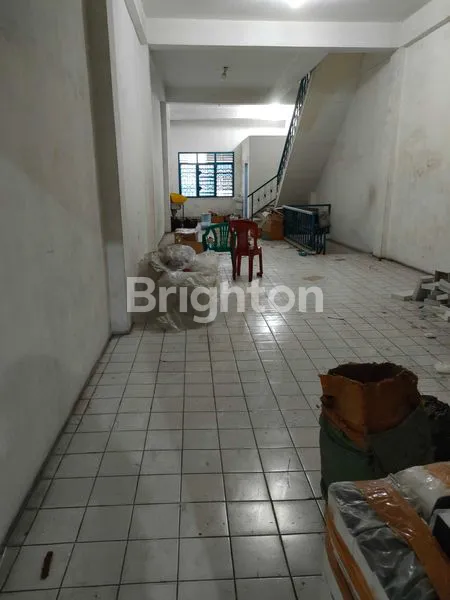 image RUKO STRATEGIS JL SURABAYA (6)