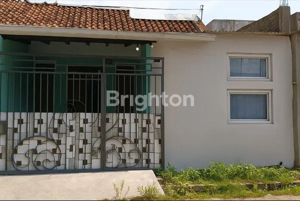 image RUMAH SIAP HUNI DI PERMATA GRAHA MUKTI TLOGOMULYO PEDURUNGAN SEMARANG TIMUR (1)