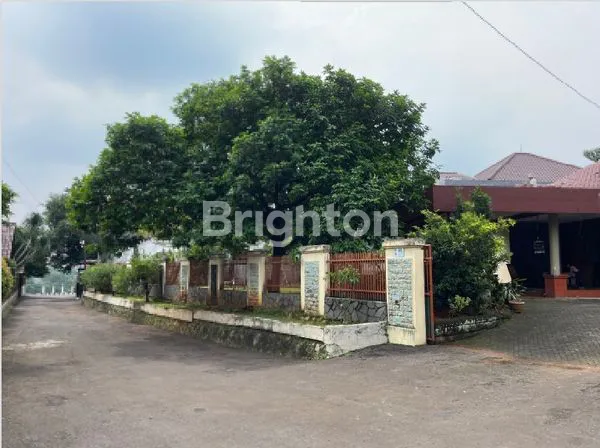 image RUMAH BERHALAMAN LUAS DI CIMANGGIS DEPOK (1)