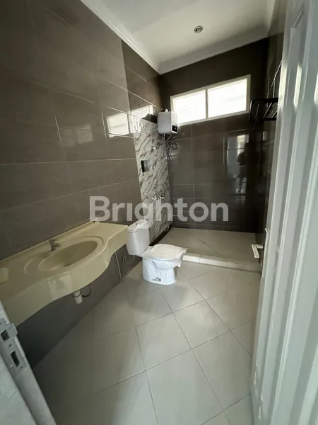 image NEW LUX ROW 5. MANYAR KERTOARJO,MANYAR KERTOADI,WISMA PERMAI,SUTOREJO PRIMA SELATAN,DHARMAHUSADA INDAH,GALAXY BUMI PERMAI ARAYA,KERTAJAYA INDAH REGENCY 21,WISMA MUKTI,KLAMPIS ANOM,UNAIR,ITS,MITRA KELUARGA KENJERAN,AL AZHAR,MULYOSARI,RS HAJI,WARON HOSPITAL (7)