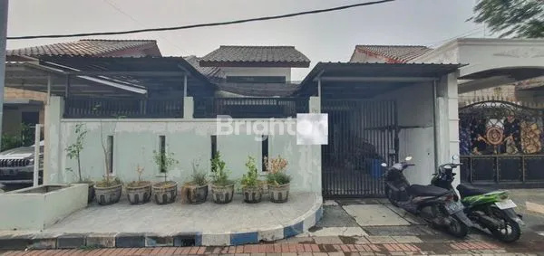 image RUMAH RAYA REGENCY DEKAT DIAN ISTANA SURABAYA (1)