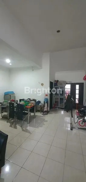 image RUMAH RAYA REGENCY DEKAT DIAN ISTANA SURABAYA (8)