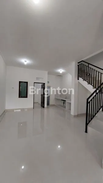 image RUMAH MEWAH 2 LANTAI SIAP HUNI DI DURI KEPA, JAKARTA BARAT (1)