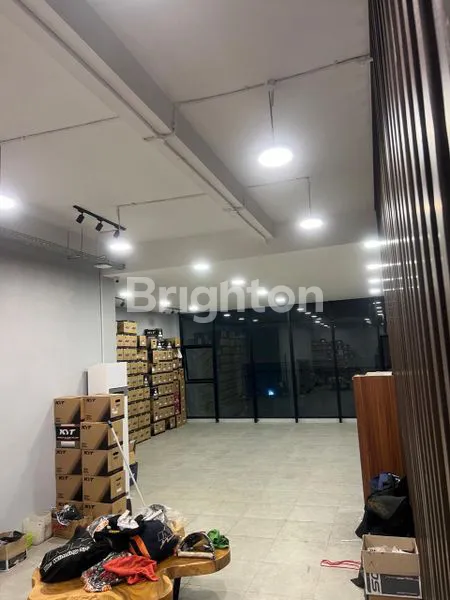 image RUKO STRATEGIS 3 LANTAI PINGGIR JALAN RAYA BOGOR, PEKAYON - HARGA NEGO SAMPAI DEAL! (2)