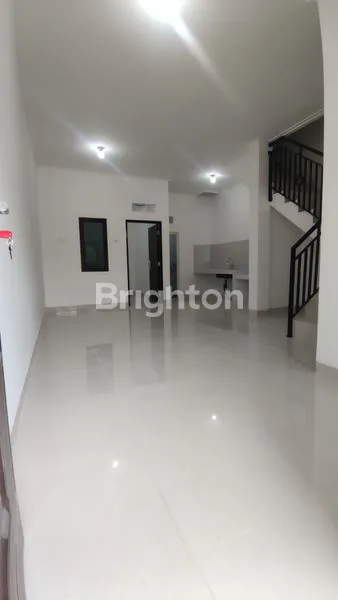 image RUMAH BARU 3 LANTAI BEBAS BANJIR DURI KEPA (3)