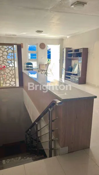 image RUMAH 2,5 LANTAI DI JALAN UTAMA TANJUNG BUNGA, DEKAT FASILITAS UNGGULAN (6)