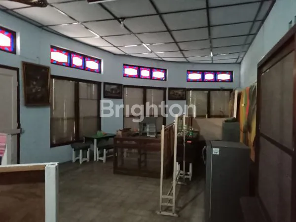 image *RUMAH DAN TOKO KUNO BELANDA STRATEGIS PINGGIR JALAN RAYA BESAR KOTA MALANG* (6)