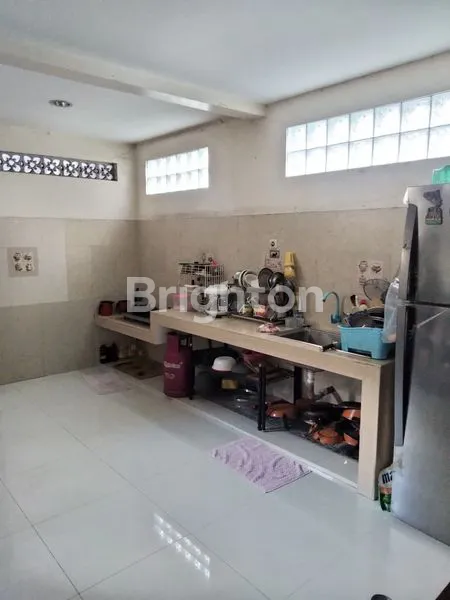 image RUMAH MEWAH JALAN BADAK SEMTIM (6)