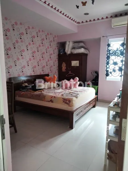 image RUMAH MEWAH JALAN BADAK SEMTIM (4)