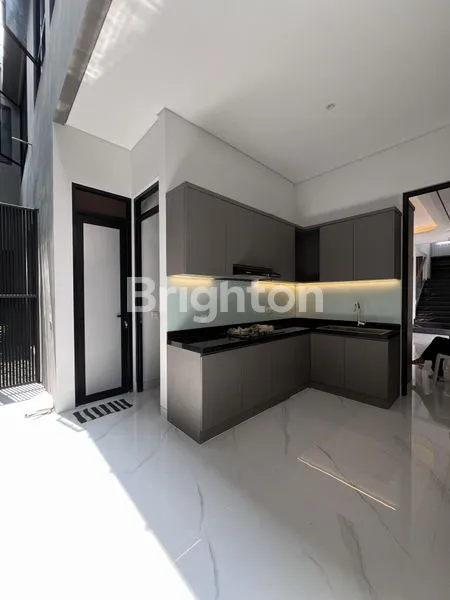 image RUMAH MODERN TROPICAL HOUSE WITH WATERFALL & POOLL DI MANYAR KERTOADI DEKAT KERTAJAYA, DHARMHUSADA, KAMPUS ITS  & GSLAXY MALL (6)