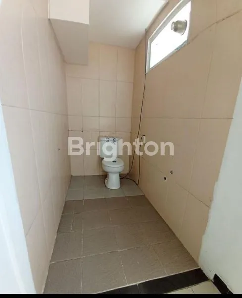 image  RUKO 3 UNIT, PINGGIR JALAN RAYA DAERAH PEMUKIMAN DAN PERUMAHAN PENDUDUK  (7)