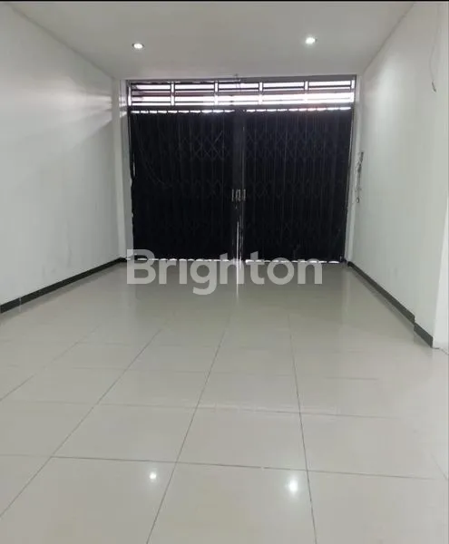 image  RUKO 3 UNIT, PINGGIR JALAN RAYA DAERAH PEMUKIMAN DAN PERUMAHAN PENDUDUK  (5)