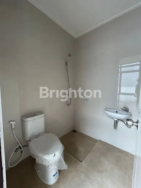 image DISEWAKAN RUMAH DI LUGANO PARK, TANGERANG (4)