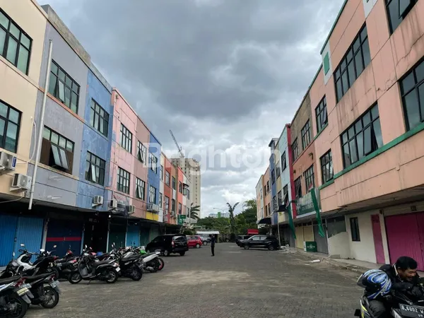 DIJUAL RUKO 3 LANTAI CIPUTAT