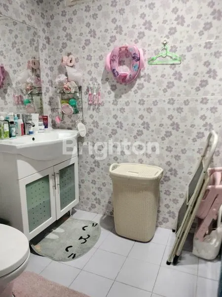 image RUMAH MEWAH DI METRO PERMATA, TANGERANG (3)