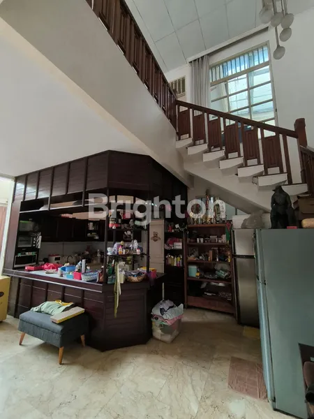 image RUMAH LUAS PONDOK INDAH DIJUAL 25 M (NEGO) LUAS TANAH 412 M KENCANA INDAH JAKARTA SELATAN   (6)