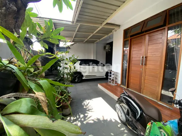 image  RUMAH DI LOKASI PREMIUM PUSAT KOTA DENPASAR, 2 LANTAI DI JL. SULI, SHM, SIAP HUNI  (8)