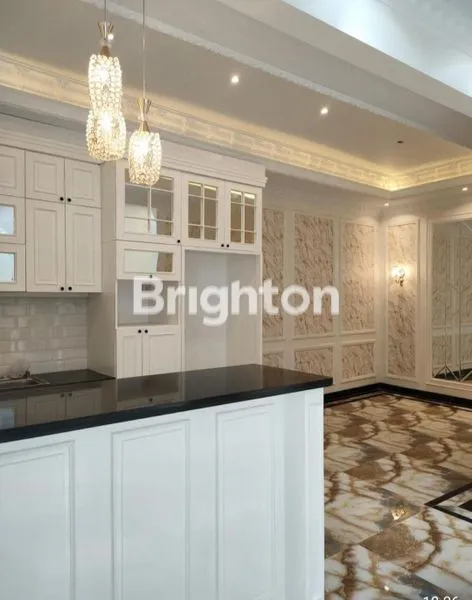 RUMAH MEWAH 4 LANTAI MARMER DI MAMPANG