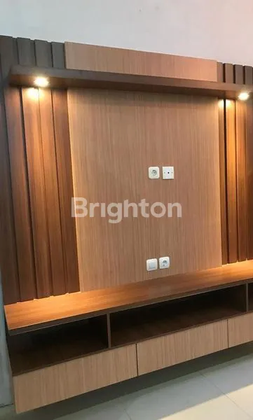 image RUMAH 2 LANTAI FULLYFURNISHED MINIMALIS MODERN + BALKON & CARPORT 1 MOBIL + TERAS BER CANOPY (2)