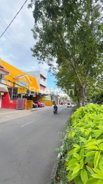 image RUMAH HITUNG TANAH NOL JALAN RAYA MULYOSARI COCOK UNTUK DIBANGUN RUKO (3)
