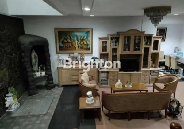 image RUMAH TINGGAL DUA LANTAI AMAN DAN NYAMAN SUNTER JAKARTA UTARA (1)