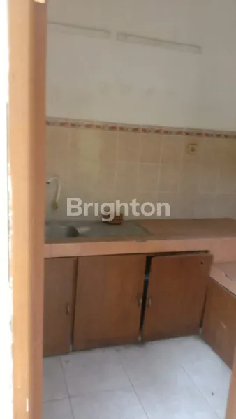 image RUMAH DI BABATAN PRATAMA LOKASI STRATEGIS DAN AKSES MUDAH (4)