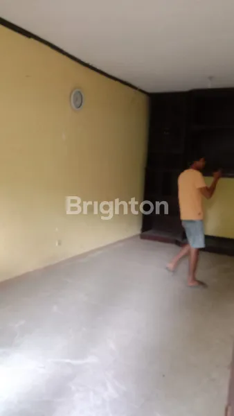 image RUMAH DI BABATAN PRATAMA LOKASI STRATEGIS DAN AKSES MUDAH (6)