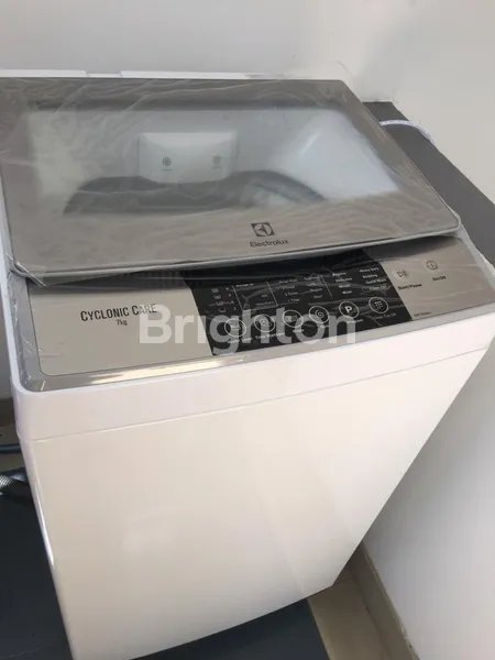 image RUMAH MEWAH SIAP HUNI FULL FURNISHED LOKASI STRATEGIS BABATAN PRATAMA (2)