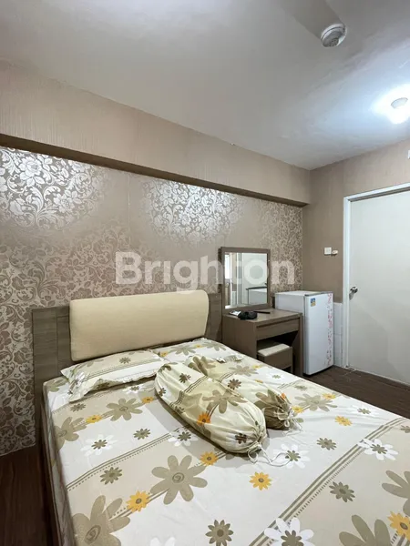 image APARTEMENT FURNISHED STUDIO YALE EDUCITY PAKUWON CITY DEKAT MULYOSARI GALAXYMALL DHARMAHUSADA MANYAR KERTAJAYA (1)