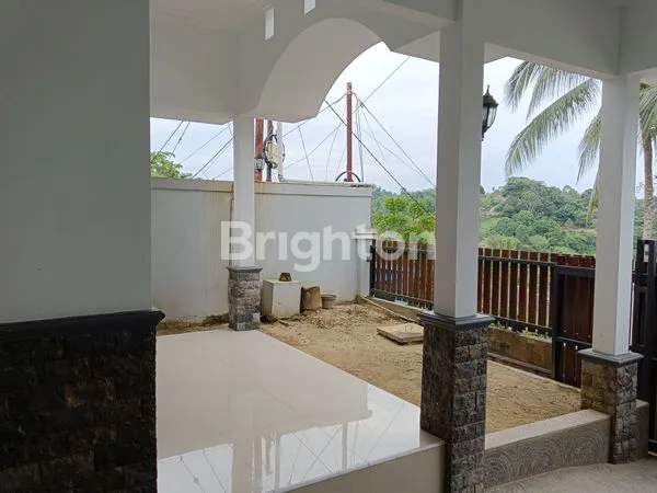 image RUMAH KANTOR MEWAH SIAP HUNI DI SAMARINDA UTARA, AKSES STRATEGIS (2)