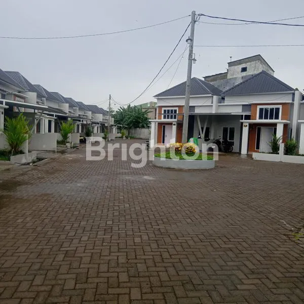 image DI JUAL RUMAH BARU DI BAROMBONG (2)